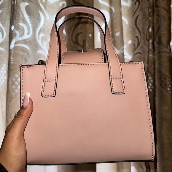 GUESS ROSE purse - Picture 3 of 4